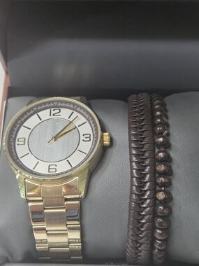 FOLIO MENS QUARTS WATCH WITH BRACELETS